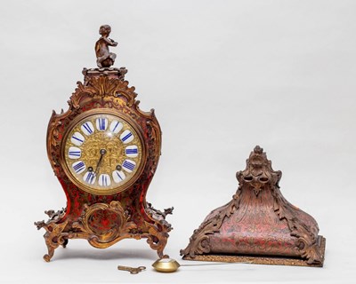 Lot 514 - A French red Boulle bracket clock, 19th...