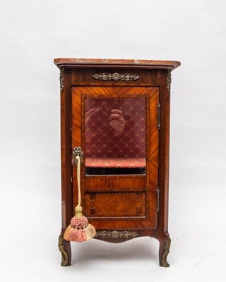 Lot 580 - A late 19th Century French Kingwood display...