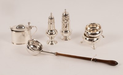 Lot 14 - A George III oval silver mustard pot, Peter &...