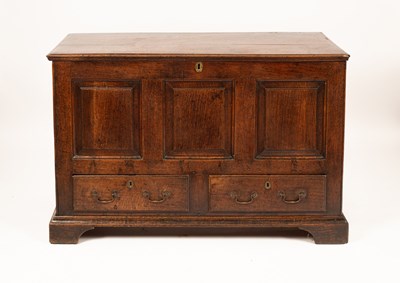 Lot 519 - A George III oak mule chest, with a hinged top...