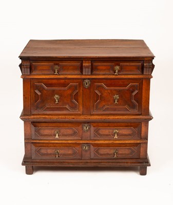 Lot 565 - A William and Mary walnut and fruitwood banded...