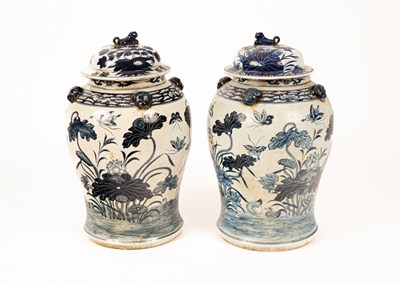 Lot 85 - A pair of Chinese blue and white baluster jars...