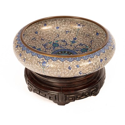 Lot 96 - A Chinese cloisonné bowl bowl, late 19th/early...