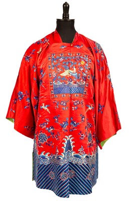 Lot 120 - A lady's Chinese semi-formal robe, circa 1890,...