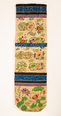 Lot 151 - A Chinese letter case, circa 1890, embroidered...