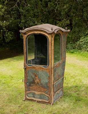 Lot 583 - A fine sedan chair, possibly built by Duvernoy,...