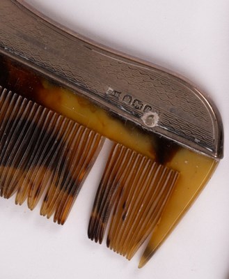 Lot 19 - A pair of silver mounted oval brushes,...