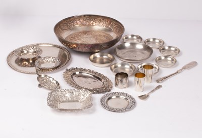 Lot 92 - A quantity of Continental white metal items,...
