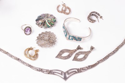 Lot 158 - A quantity of silver jewellery, to include a...