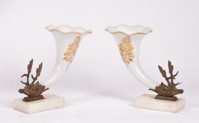 Lot 221 - A pair of white glass frill-rimmed cornucopia...