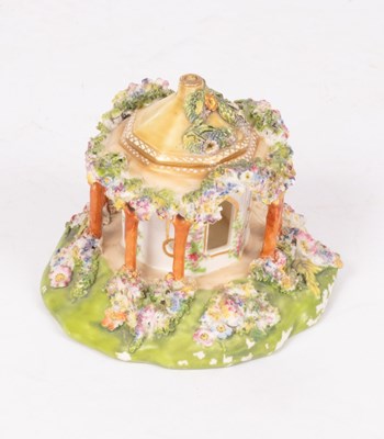 Lot 250 - A Coalbrookdale porcelain flower-encrusted...