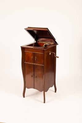 Lot 302 - A mahogany cased gramophone, with lift-up top...