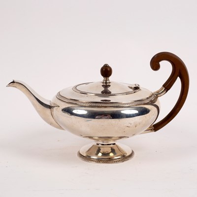 Lot 59 - A silver teapot, JR, Sheffield 1918, of...