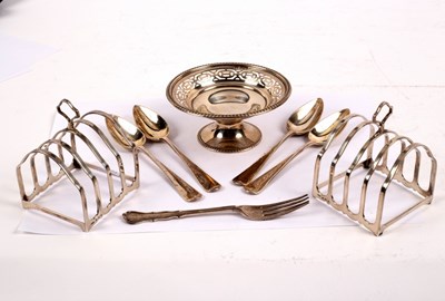 Lot 70 - A pair of silver toast racks, D & R,...