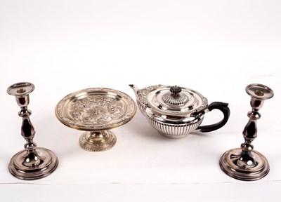 Lot 83 - A silver plated tazza, Elkington & Co., the...