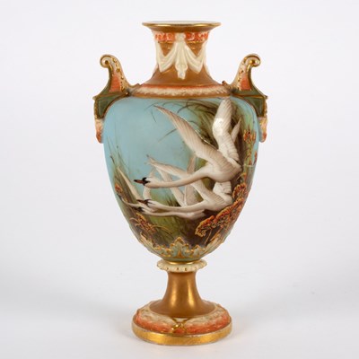 Lot 123 - A Royal Worcester oviform vase decorated with...