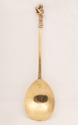 Lot 114 - A 17th Century silver gilt spoon, circa 1648,...