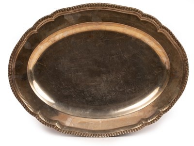 Lot 122 - A George III silver meat dish, John Wakelin &...