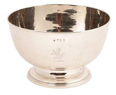 Lot 141 - A George III silver pedestal bowl, John Lloyd,...