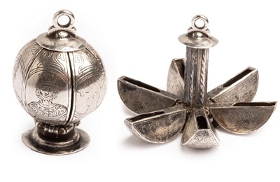 Lot 179 - An Elizabethan silver pomander, unmarked,...