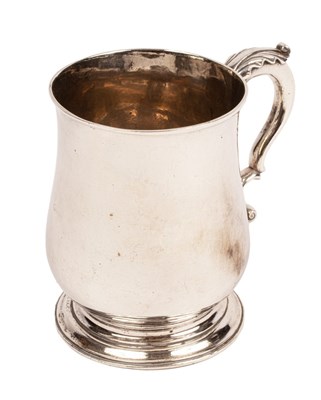 Lot 198 - A George II silver mug, John Arnell, London...