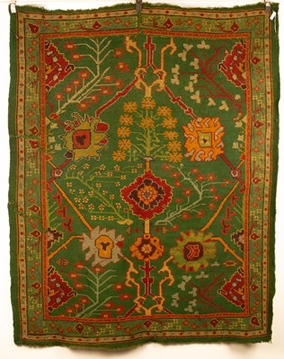 Lot 322 - An Ushak rug