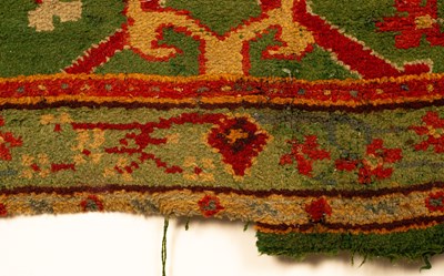 Lot 322 - An Ushak rug