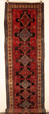 Lot 466 - A Senneh runner