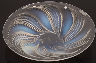 Lot 103 - A Lalique Fleurons dish, opalescent glass with...