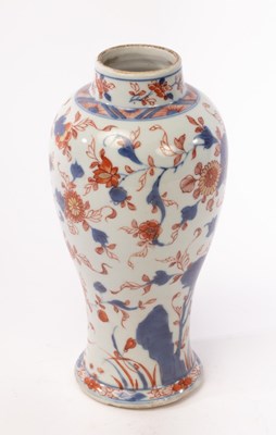 Lot 731 - A Chinese Imari style porcelain vase, Qing...