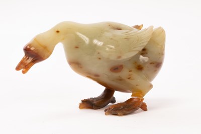 Lot 761 - A Chinese jade carved goose, Qing Dynasty, the...