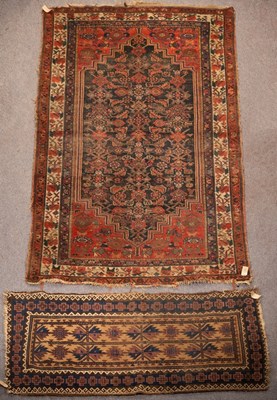 Lot 900 - A Hamadan rug, West Persia, mid 20th Century,...