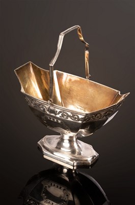 Lot 65 - A George III silver sugar basket, Robert...