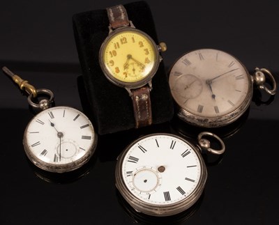 Lot 150 - A gentleman's pilot watch, the white dial with...