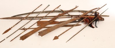 Lot 1432 - A quantity of tribal weapons, to include a bow,...