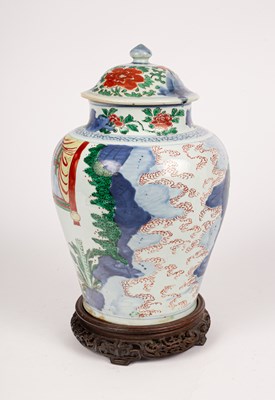 Lot 30 - A wucai jar and cover of baluster form