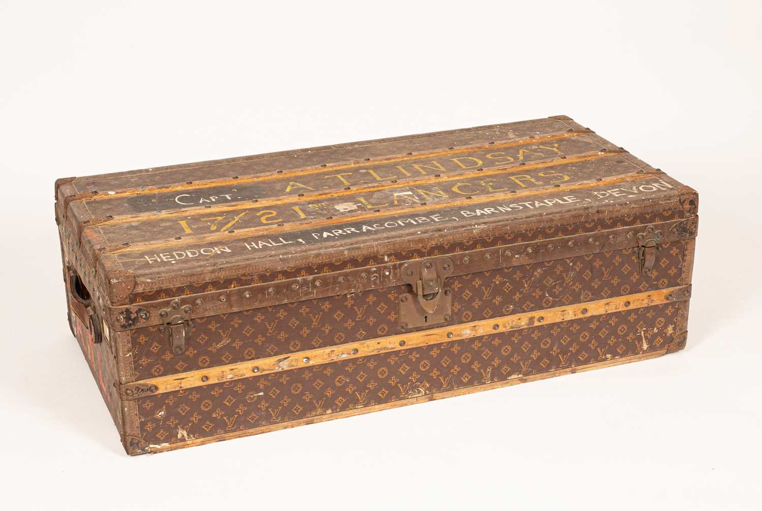 Lot 425 - A 1920s Louis Vuitton trunk