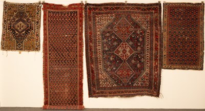 Lot 452 - A Kashgai rug