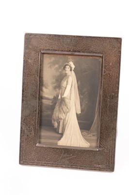 Lot 145 - A silver rectangular picture frame