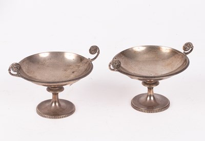 Lot 4 - A pair of silver tazza