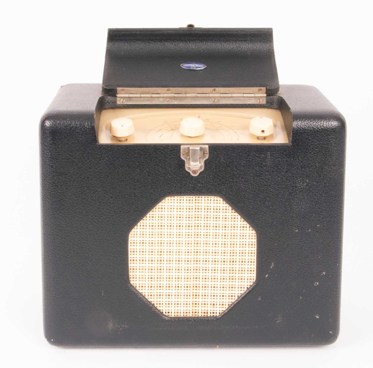 Lot 292 - A vintage Roberts Radio