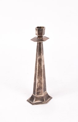 Lot 36 - An Edwardian silver candlestick