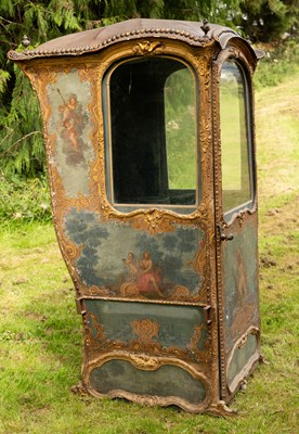 Lot 413 - An 18th century Sedan chair