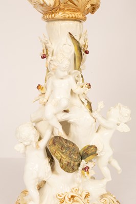 Lot 161 - A Moore Brothers oil lamp