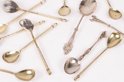 Lot 68 - A set of twelve Russian silver and niello spoons