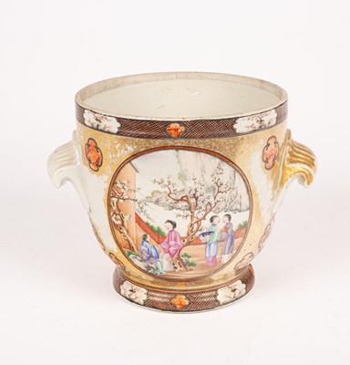 Lot 49 - A Chinese Mandarin palette wine cooler