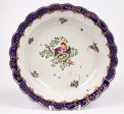 Lot 247 - A Worcester porcelain plate