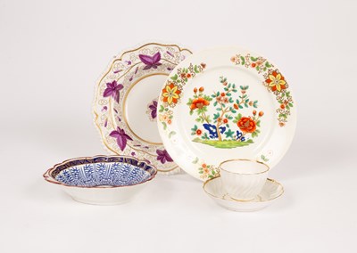 Lot 209 - A Barr Flight and Barr spirally ribbed tea bowl and saucer