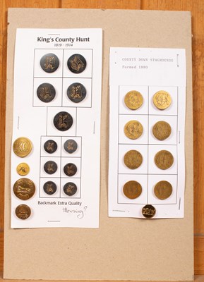 Lot 417 - Irish hunt buttons