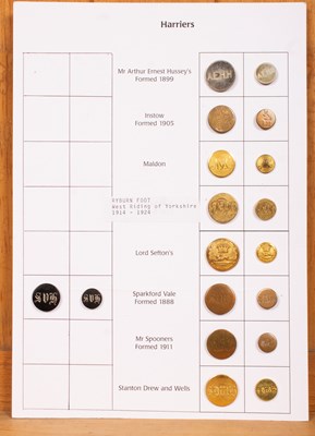 Lot 461 - Harrier pack hunt buttons